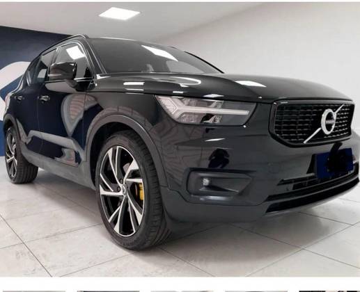 VOLVO XC40 2.0 T5 GASOLINA R-DESIGN AWD GEARTRONIC VOLVO XC40 2.0 T5 GASOLINA R-DESIGN AWD GEARTRONIC